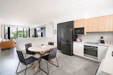 BARRA Coolum Beach Family Escape 5 Min To Waves - Accommodation Australia 1