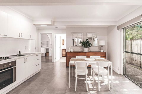 BAY PROPERTIES . Summer Salt On Main - Accommodation Australia 0