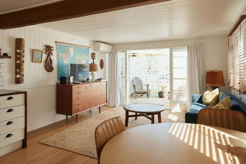 BAY PROPERTIES . The Sailors Bungalow - Accommodation Australia 0
