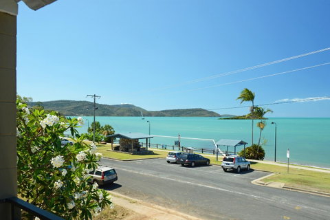 Whitsunday Waterfront Apartments - Accommodation Australia 13