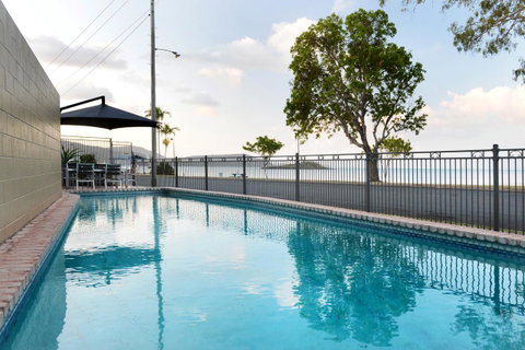 Whitsunday Waterfront Apartments - Accommodation Australia 1