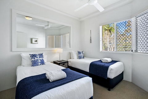Noosa Riviera Resort - Australia Shopping 25