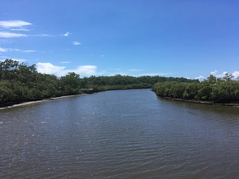 Absolute Waterfront - Australia Shopping 22