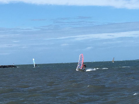 Absolute Waterfront - Australia Shopping 29