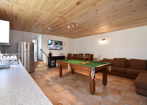 Absolute Waterfront - Australia Shopping 0