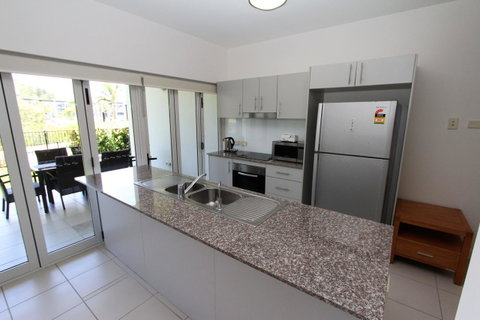 Beachside Apartment 5 - Accommodation Australia 12