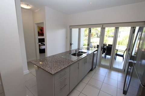 Beachside Apartment 5 - Accommodation Australia 3