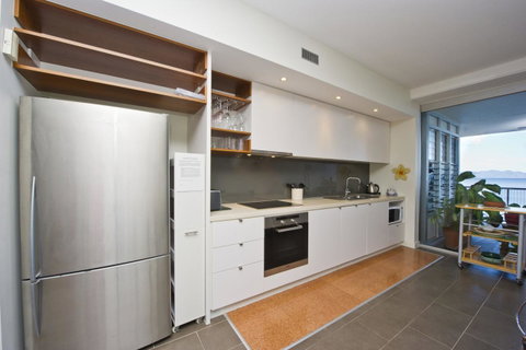 1 Bright Point Apartment 5404 - Accommodation Australia 3