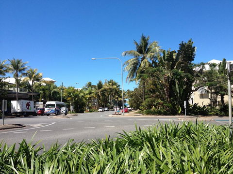 Port Douglas Apartments - Adults Only Oasis - Accommodation Australia 41