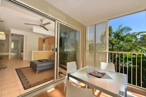 Port Douglas Apartments - Adults Only Oasis - Accommodation Australia 5