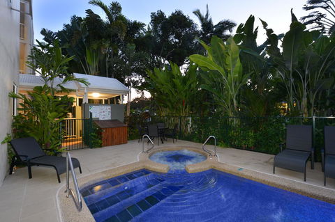 Port Douglas Apartments - Adults Only Oasis - Accommodation Australia 19