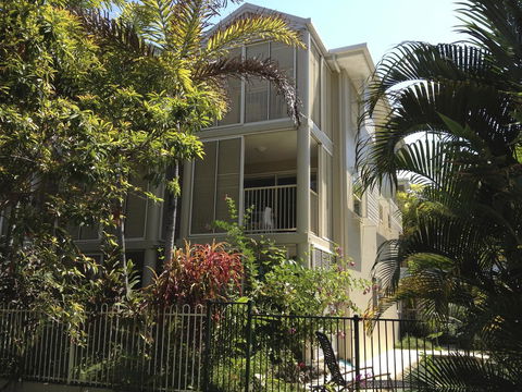 Port Douglas Apartments - Adults Only Oasis - Accommodation Australia 38