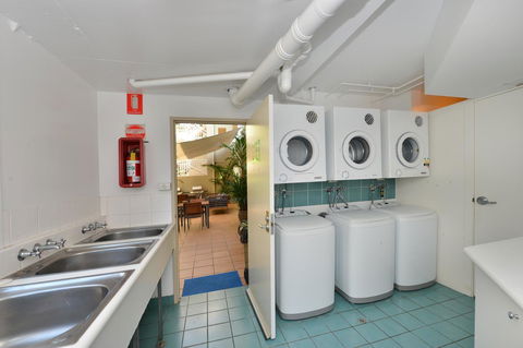 Port Douglas Apartments - Adults Only Oasis - Accommodation Australia 24