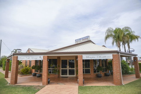 Charleville Motel - Local Tourism 0