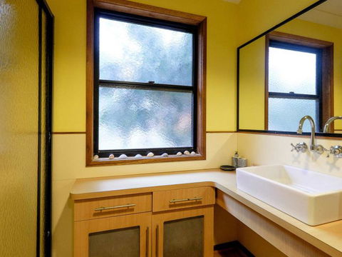 Five Bimba (Tractor House) - Accommodation Australia 14