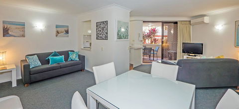 Burleigh On The Beach - Accommodation Australia 19