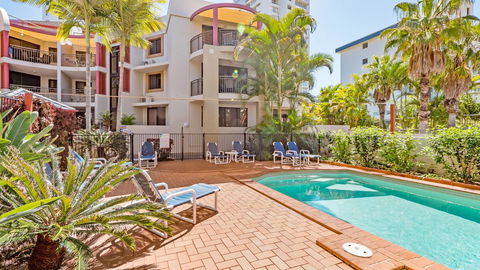 Burleigh On The Beach - Accommodation Australia 8