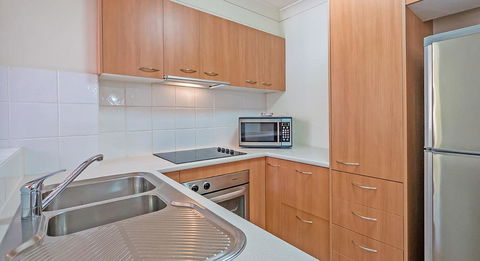 Burleigh On The Beach - Accommodation Australia 16
