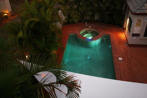 Burleigh On The Beach - Accommodation Australia 31