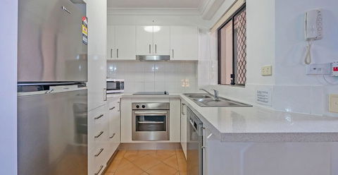 Burleigh On The Beach - Accommodation Australia 15