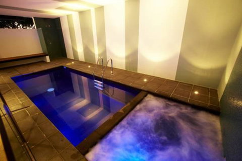Maggies Beachfront Apartment 13 - Accommodation Australia 3