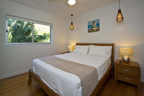 Maggies Beachfront Apartment 13 - Accommodation Australia 7