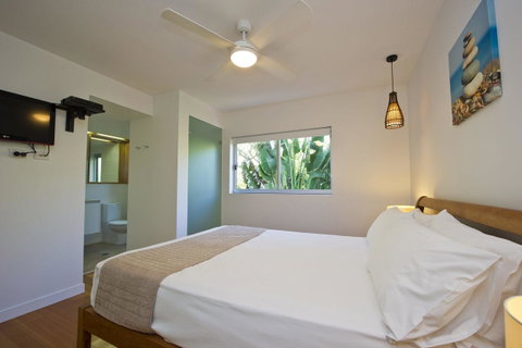 Maggies Beachfront Apartment 13 - Accommodation Australia 16