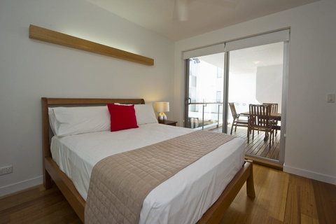 Maggies Beachfront Apartment 13 - Accommodation Australia 14