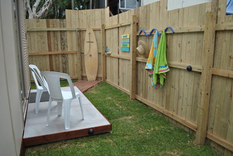 Driftwood Lodge - Australia Shopping 3