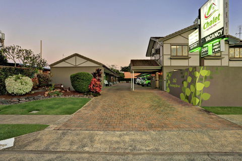 Chalet Motor Inn - Accommodation Australia 7