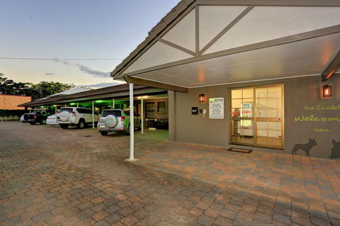 Chalet Motor Inn - Accommodation Australia 9