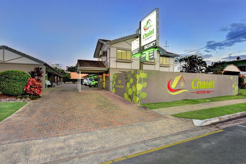Chalet Motor Inn - Accommodation Australia 4
