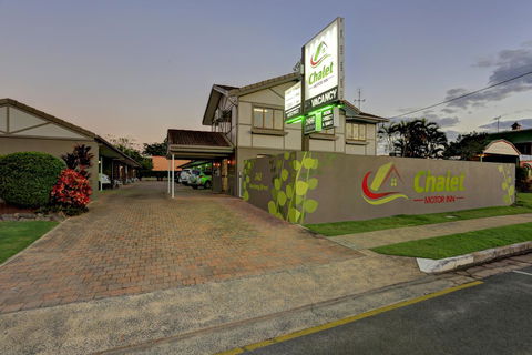 Chalet Motor Inn - Accommodation Australia 6