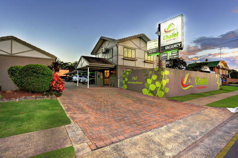 Chalet Motor Inn - Accommodation Australia 0