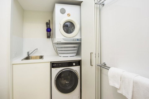 1 Bright Point Apartment 1504 - Accommodation Australia 14