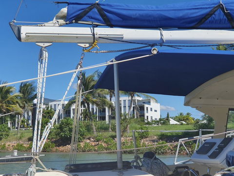 Hinchinbrook Holiday Apartments - Accommodation Australia 31