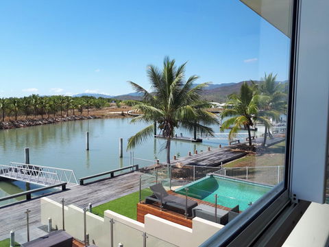 Hinchinbrook Holiday Apartments - Accommodation Australia 44