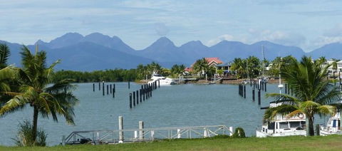Hinchinbrook Holiday Apartments - Accommodation Australia 38