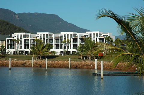 Hinchinbrook Holiday Apartments - Accommodation Australia 40