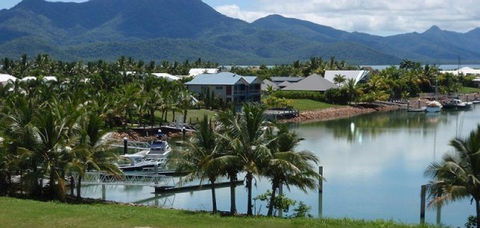 Hinchinbrook Holiday Apartments - Accommodation Australia 6