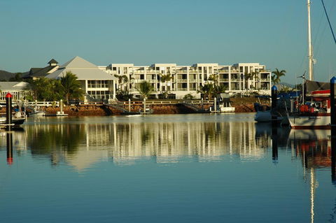 Hinchinbrook Holiday Apartments - Accommodation Australia 28