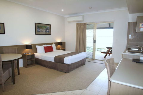 Midlander Motor Inn - Australia Shopping 25