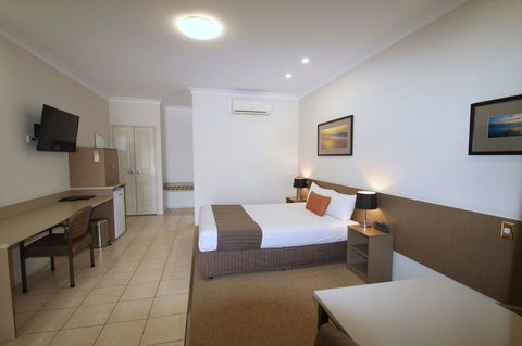 Midlander Motor Inn - Australia Shopping 24