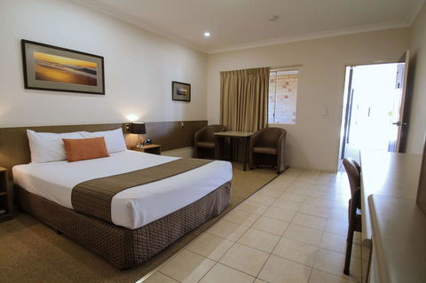 Midlander Motor Inn - Australia Shopping 8