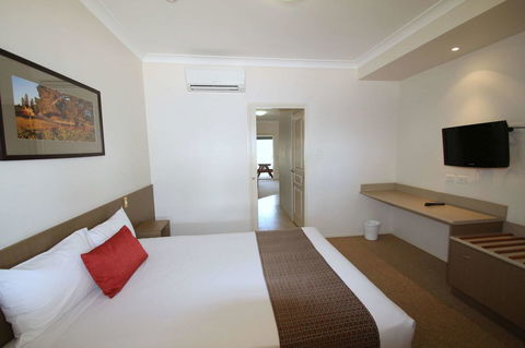 Midlander Motor Inn - Australia Shopping 18