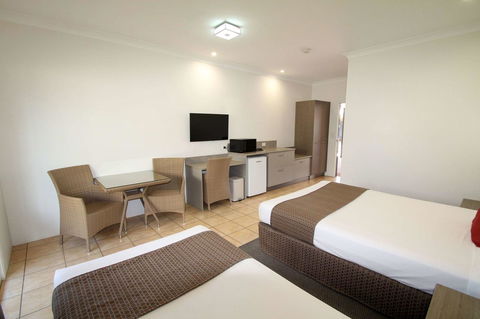 Midlander Motor Inn - Australia Shopping 27