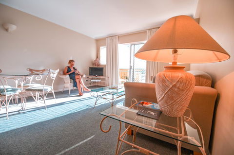 Il Palazzo Holiday Apartments - Accommodation Australia 4