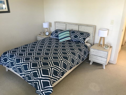 Beach Front Villa At Tangalooma - Australia Shopping 11