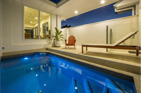 Reflections Emerald Villa 1 - Accommodation Australia 1