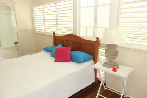 Daggoombah Holiday Home Magnetic Island - Accommodation Australia 11